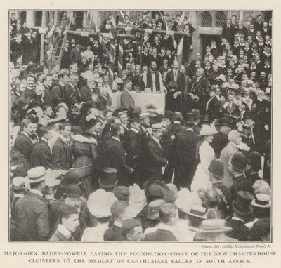Baden-Powell vezérőrnagy lerakja a Dél-Afrikában elesett karthauziak emlékére az Új Charterhouse-kolostorok alapkövét alkotó: English Photographer