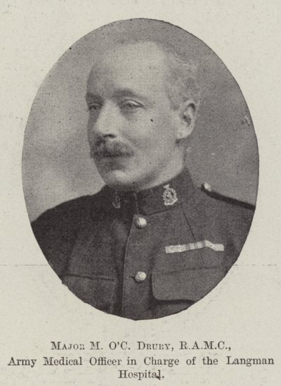 M OC Drury őrnagy, RAMC, a Langman Kórházért felelős katonai tisztiorvos alkotó: English Photographer