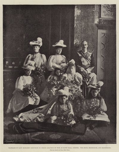 Lady Margaret Grosvenor házassága Teck Adolphus herceggel az Eaton Hallban, Chester, a menyasszony, a vőlegény és a koszorúslányok alkotó: English Photographer