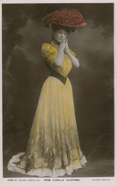 Miss Camille Clifford alkotó: English Photographer
