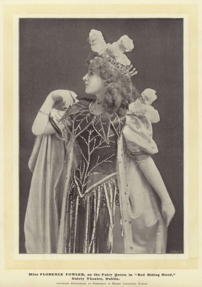 Florence Fowler kisasszony, mint a tündérkirálynő a Red Riding Hoodban, Gaiety Theatre, Dublin alkotó: English Photographer