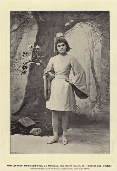 Miss Jessie Huddleston, mint Dewman, a hajnaltündér a Hansel és Gretelben alkotó: English Photographer