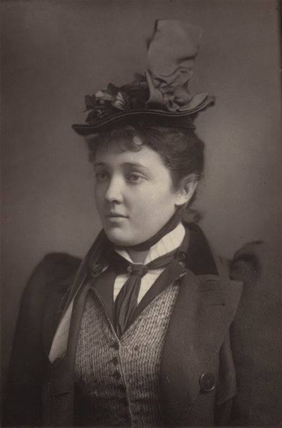 Marion Lea kisasszony alkotó: English Photographer