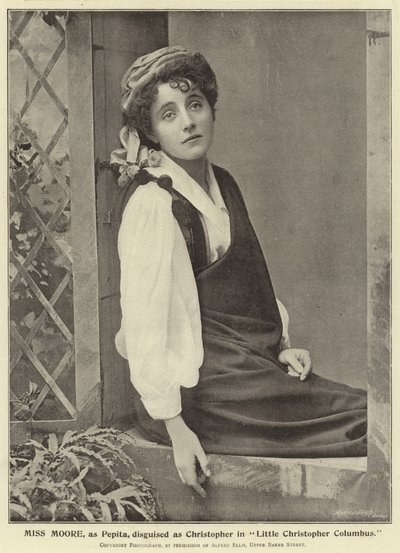 Miss Moore, mint Pepita, Christophernek álcázva a Kis Kolumbusz Kristófban alkotó: English Photographer