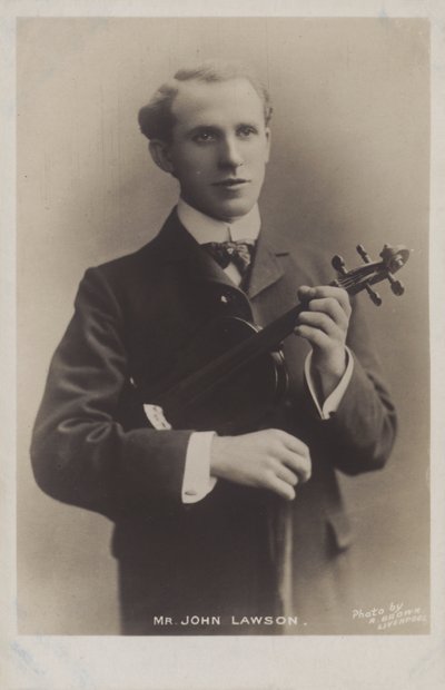 John Lawson úr alkotó: English Photographer