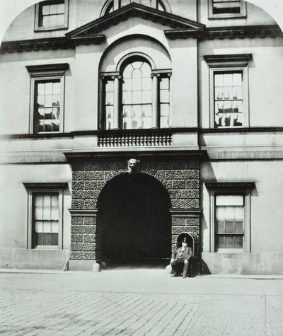 Northumberland House, Charing Cross, Westminster LB: udvar, 1880 alkotó: English Photographer