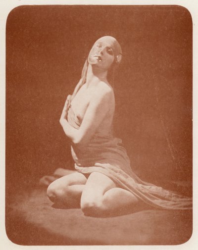Nudista művészet: Etűd (fekete-fehér fotó) alkotó: English Photographer