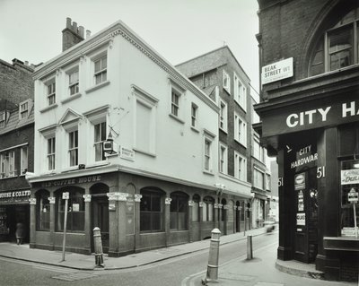 Old Coffee House, Beak Street 49, 1976 alkotó: English Photographer