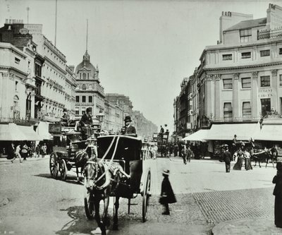 Oxford Circus, Westminster LB: keletre nézve, 1890 alkotó: English Photographer