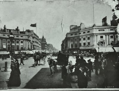 Oxford Circus, Westminster LB: keletre nézve, 1895 alkotó: English Photographer