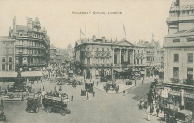 Piccadilly Circus, London alkotó: English Photographer