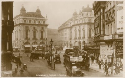 Piccadilly Circus, London alkotó: English Photographer