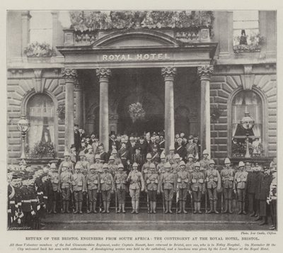 A Bristol Engineers visszatérése Dél-Afrikából, a kontingens a Bristol-i Royal Hotelben alkotó: English Photographer