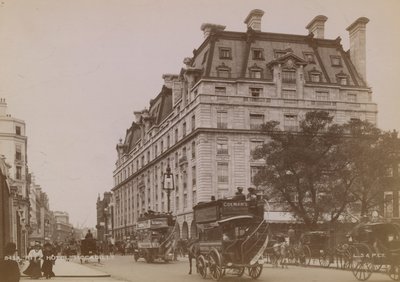 Ritz Hotel, Piccadilly alkotó: English Photographer
