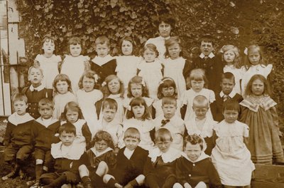 Iskolások, Norfolk, 20. század eleje (fekete-fehér fotó) alkotó: English Photographer