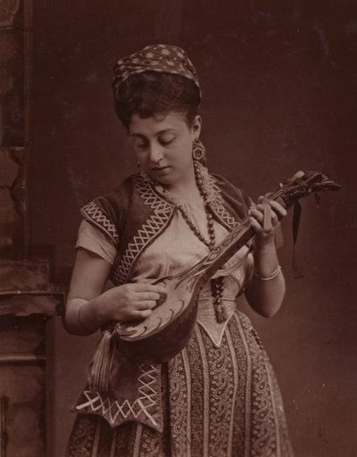 Seline dollár alkotó: English Photographer