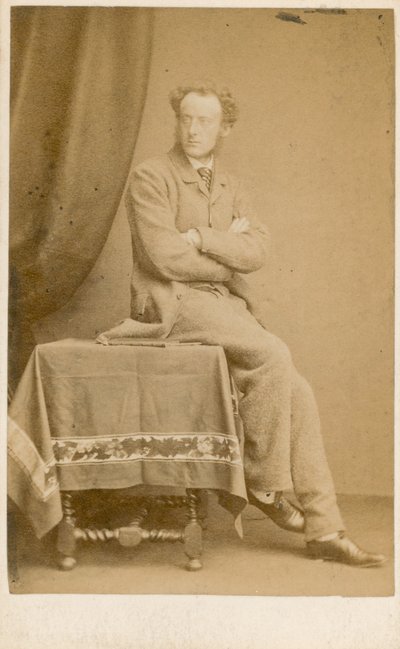 Sir John Everett Millais, művész alkotó: English Photographer