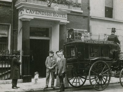 A Cavendish Hotel, London alkotó: English Photographer