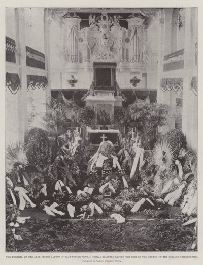 Alfréd szász-coburg-gothai herceg temetése, Virágos tiszteletadás a Bier körül a Schloss Friedenstein-templomban alkotó: English Photographer