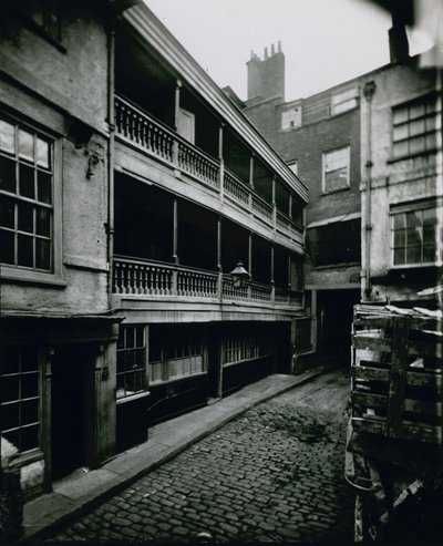 George, Southwark alkotó: English Photographer