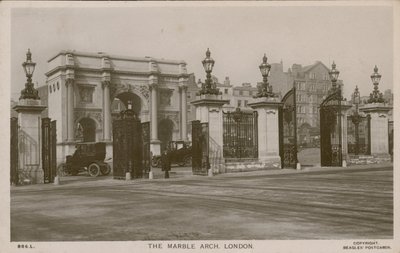 A Marble Arch, London alkotó: English Photographer