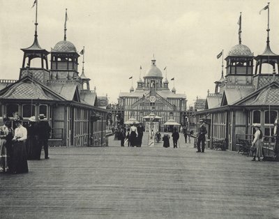 A pavilon alkotó: English Photographer