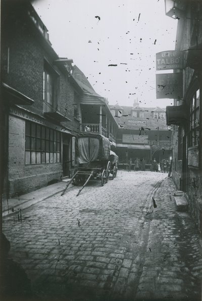 A Tabard Inn, Southwark alkotó: English Photographer