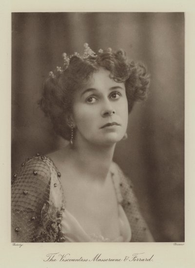 Massereene grófnő és Ferrard (fekete-fehér fotó) alkotó: English Photographer