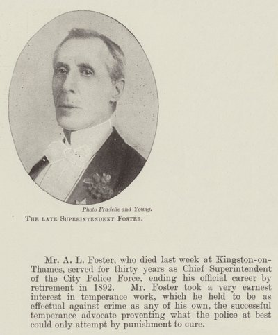 A néhai Foster felügyelő alkotó: English Photographer