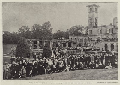A Manchester Unity of Oddfellows látogatása az Osborne House területén alkotó: English Photographer