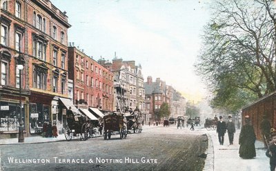 Wellington Terrace és Notting Hill Gate (színes fotó) alkotó: English Photographer