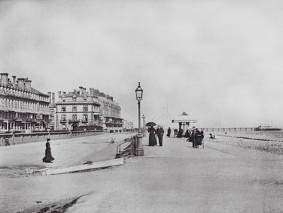 Érdemes: Heene Terrace (f/w fotó) alkotó: English Photographer