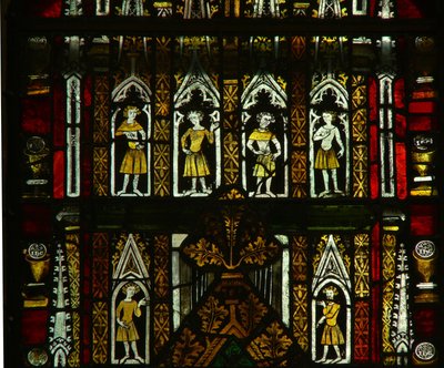 A Lady Chapel egy ablaka, amely lombkoronafigurákat ábrázol alkotó: English School