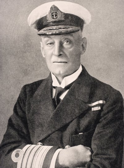 Sir Henry Bradwardine Jackson admirális, a „The War Illustrated Album deLuxe” című albumából, amely 1916-ban Londonban jelent meg alkotó: English School