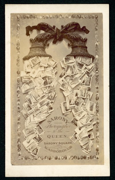 Hirdetés Saronynak, a királynő fotósának, Scarborough, Yorkshire (litho) alkotó: English School