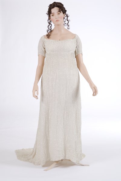 Estélyi ruha, 1800 (pamut muszlin és üveggyöngy) alkotó: English School