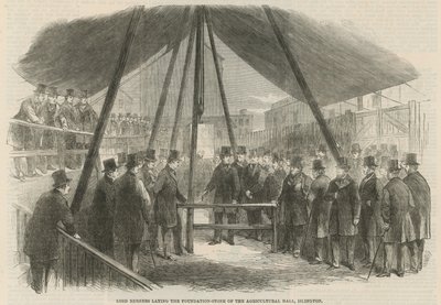 Lord Berners lerakja a mezőgazdasági csarnok alapkövét alkotó: English School