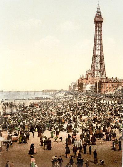 A torony és a strand, Blackpool (kézzel színezett fotó) alkotó: English School