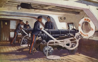 Két Trafalgar fegyver a HMS Victoryban (színes litho) alkotó: English School