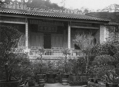 Kuangchou, Pai yun shan, Neng jen sze, Kuangtung, A Neng Jen kolostor főterme (fekete-fehér fénykép) alkotó: Ernst Boerschmann