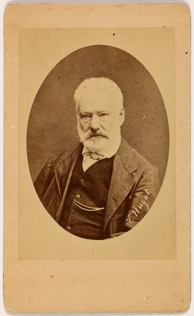 Victor Hugo szemből alkotó: Etienne Carjat