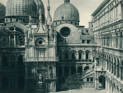 A Dózsa-palota udvara, Velence, Olaszország, 1927 alkotó: Eugen Poppel