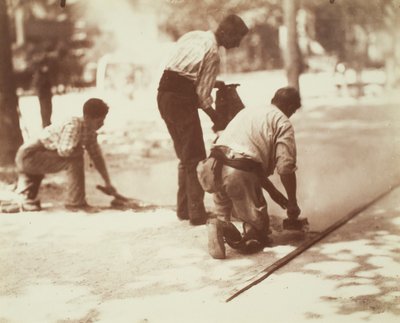 Aszfaltmunkások alkotó: Eugène Atget