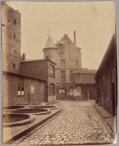 [Château de la Reine Blanche, 17 rue des Gobelins] alkotó: Eugène Atget