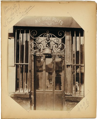Oldal a "Documents for the History of Old Paris" albumból, 1910 körül alkotó: Eugène Atget