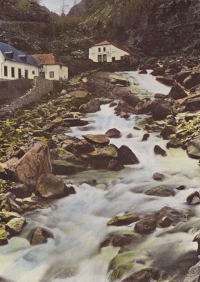 Cauterets, Petit-Saint-Sauveur vízesés alkotó: European Photographer