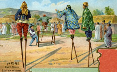 Koreai nők gólyalábasokon, akik akadályokon ugrálnak, 1904 alkotó: European School