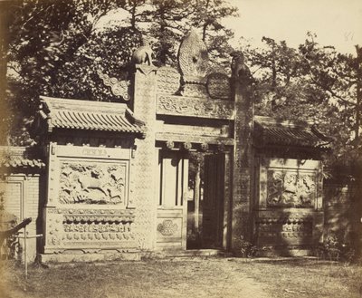 A sír külseje, depó Peking közelében alkotó: Felice Beato