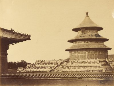 Mennyei templom a helyről, ahol a papokat elégetik a kínai Pekin városában. 1860. október alkotó: Felice Beato
