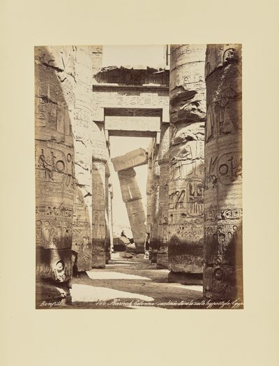 Karnak. Ferde oszlop a hiposztílus-csarnokban, Egyiptom alkotó: Félix Bonfils